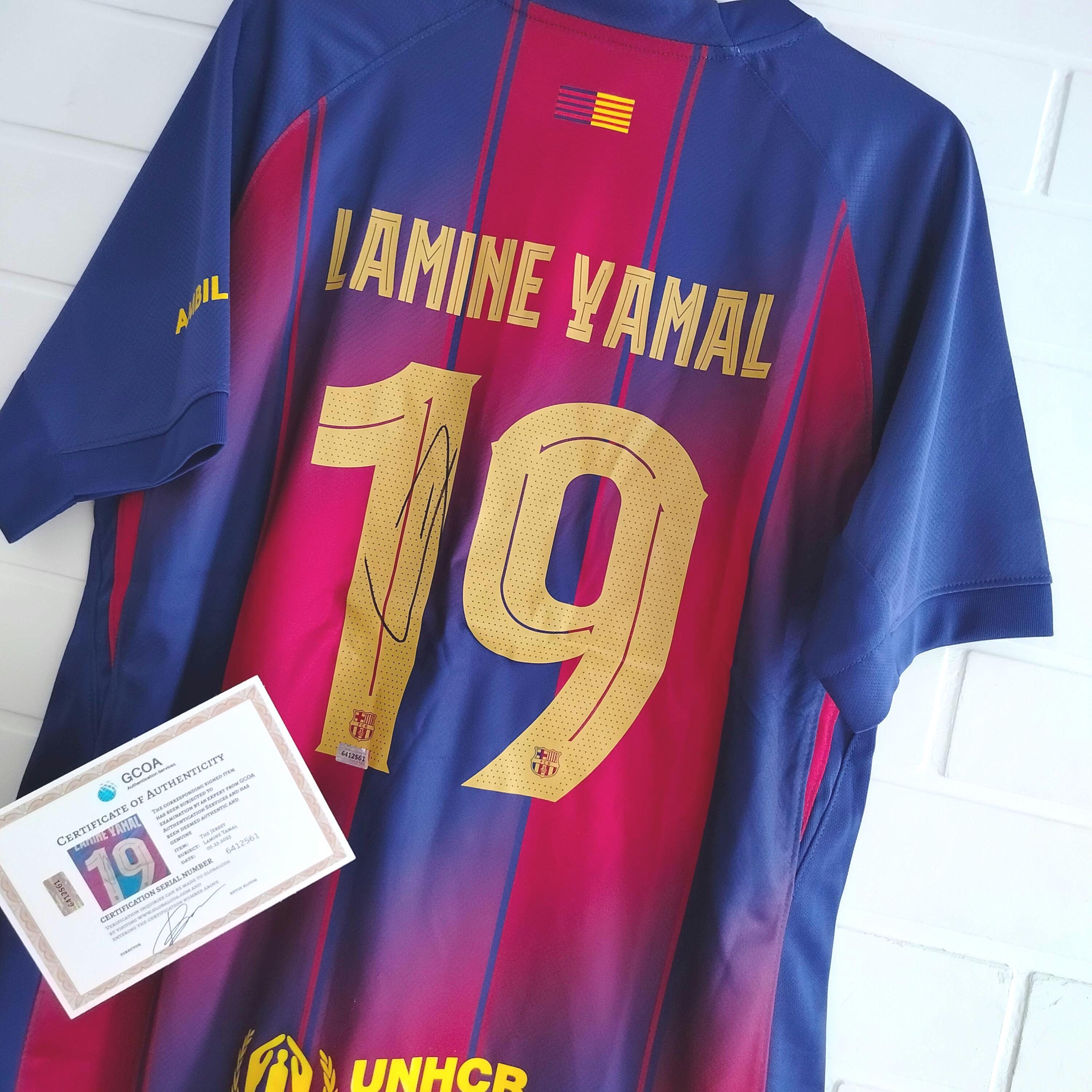 Facsimile Autograph Sports Decor Framed Lamine Yamal FC Barcelona
