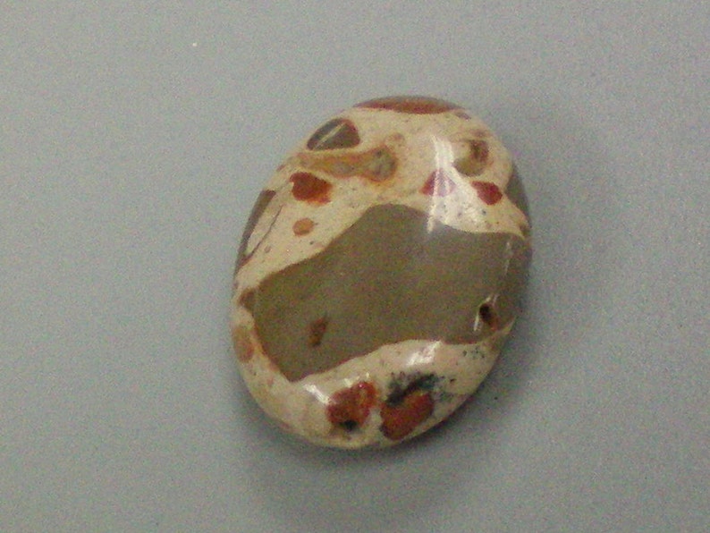 Jasper Collage Oval