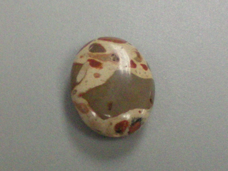 Jasper Collage Oval