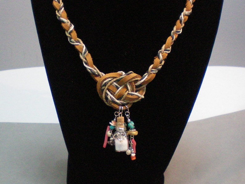 NecklaceJosephine Big Knot N Charms image 3