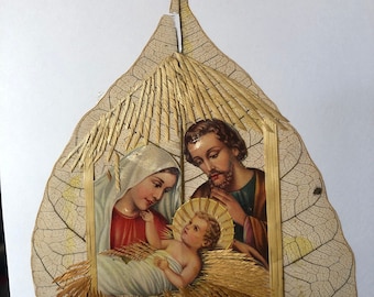 Christmas Nativity on a leaf. Great Christmas gifts. Handmade with rice straw