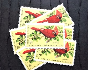 5 Vintage Postage Stamps .. Cardinal 8cent stamps .. UNUSED .. #1465