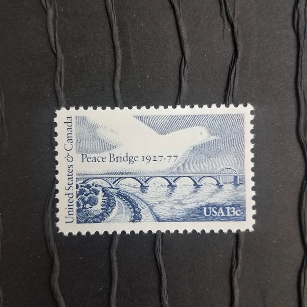 10 Vintage Postage Stamps ..  Peace Bridge 13cent stamp .. UNused .. #1721