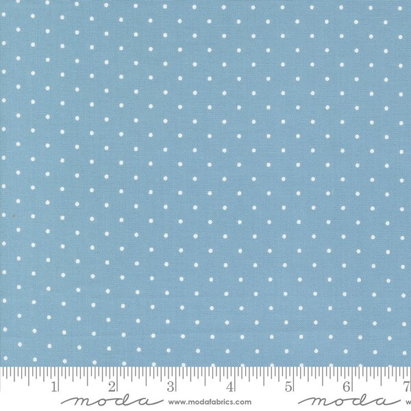 Moda Fabrics | Shoreline | 55307 12 | Light Blue | Fat Quarters | Yardage