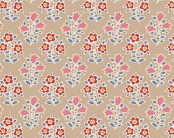 Tilda | Jubilee Blenders | Farm Flowers | Sand | 110099 | Fat Quarters | Yardage