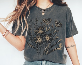 Comfort Colors Vintage Style Pressed Flowers Shirt, Boho Cottagecore Shirt, Botanical Floral Tee, Wildflowers Shirt, Gift for Gardener