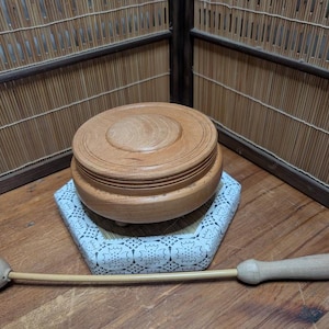 Vintage Japanese Wooden Drum Mokugyo Hand Engraved Traditional Musical Instrument (1970s) Made in Japan Full set government auction find QQ4