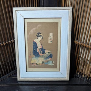Cartão postal de gueixa japonesa super raro e único da década de 1950 – assinado e emoldurado | Arte de parede vintage autêntica do Japão F4