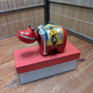 Rare 1960s Japanese Cow Kokeshi Doll Papier-Mâché Bobble Head (Kubi Fure) w/ the original Box – Folk Art from Japan Gov Antique Auction RR17