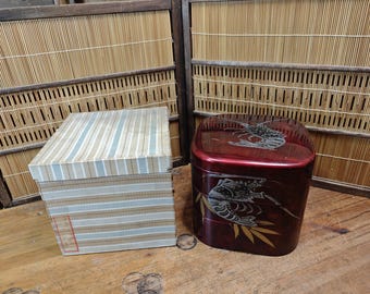 古い 木箱 弁当箱 古道具 アンティーク オブジェ アンティーク日本製弁当箱 ― 木製、1960年代、昭和時代 (商品番号: 25S