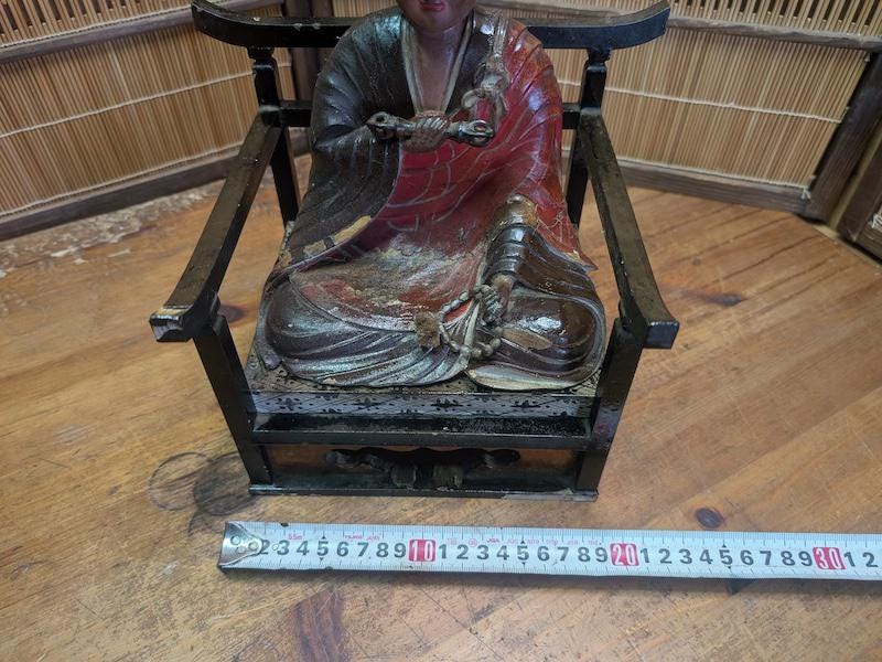 極めて希少な明治時代の日本の木製僧侶像 1800年代 手彫り