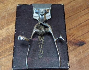 Japanese Vintage 1950s Mechanical Hair Clippers Jūkō Tokusei
