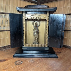 Extremely Rare 1800s Japanese Antique Lacquer Wood Home Shrine Altar with Buddha Brass Statue Japan gov Antique Auction Find C79