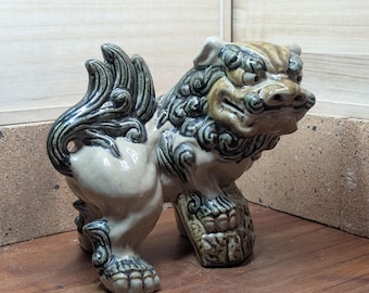 陶器製シーサー像 ヴィンテージ 日本製 シーサー像 1970年代 沖縄 右側面 男性 手作り