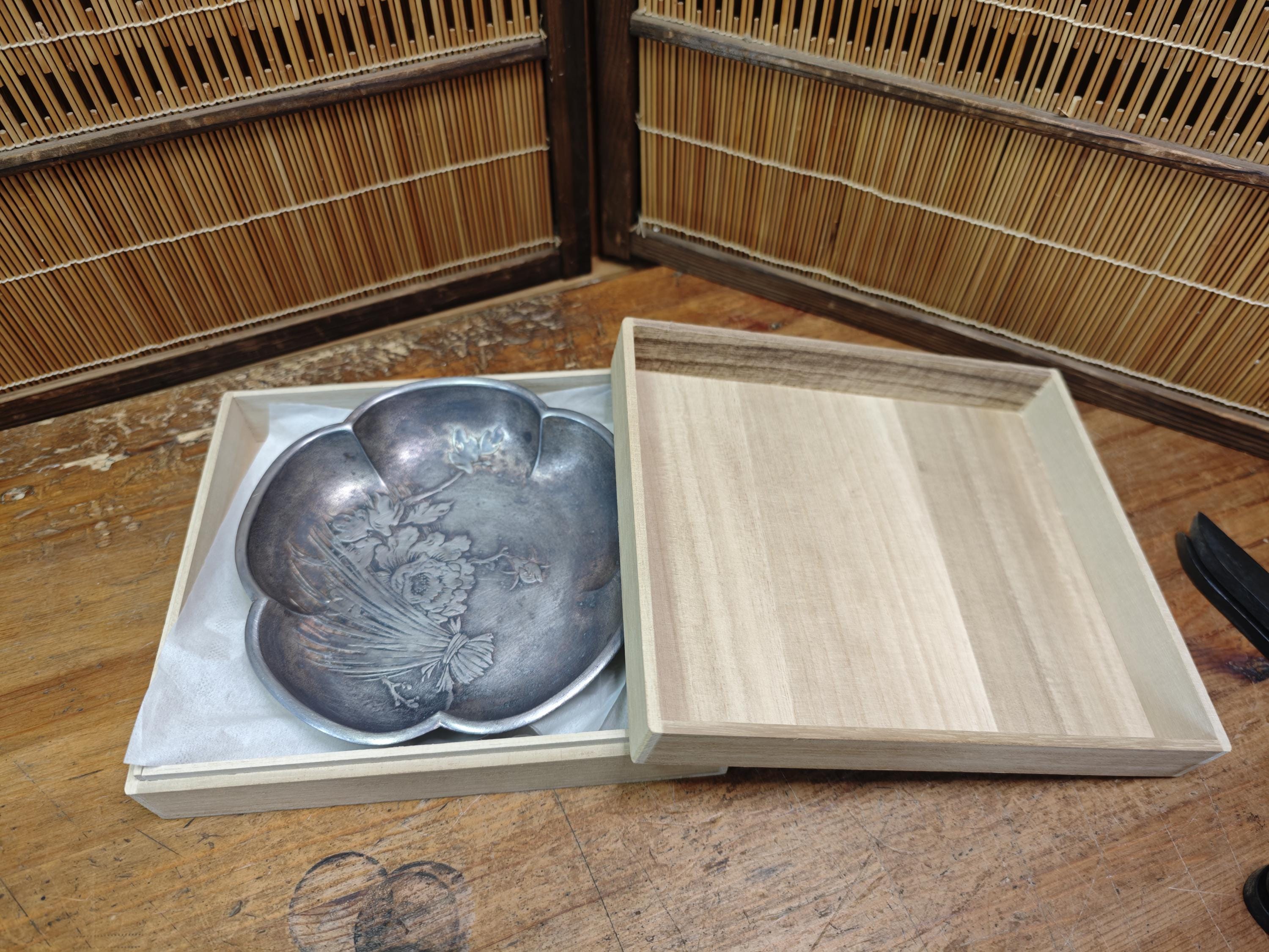 Japanese Vintage Nambu Iwachu Pewter Dish W Wooden Box Floral