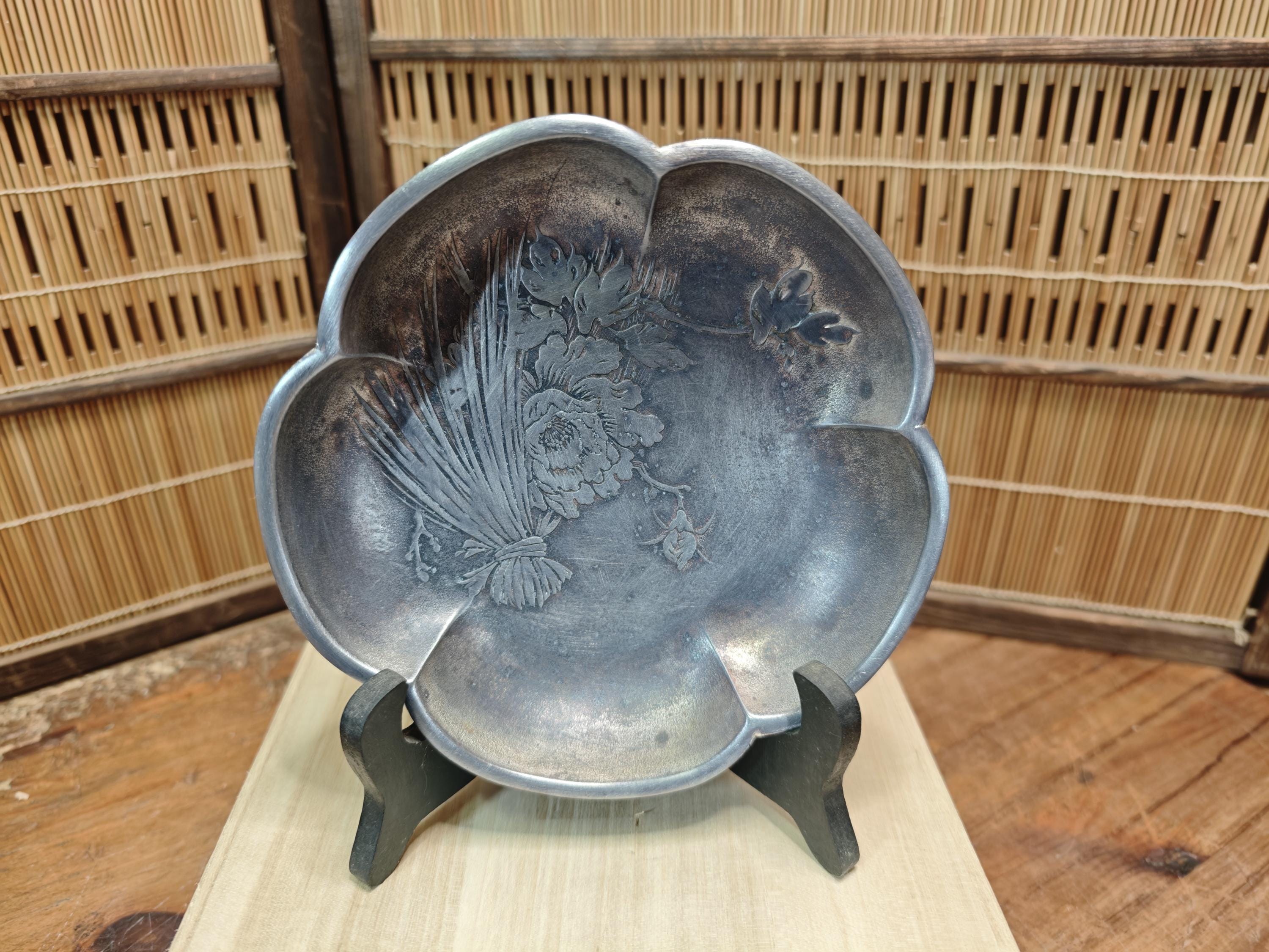 Japanese Vintage Nambu Iwachu Pewter Dish W Wooden Box Floral