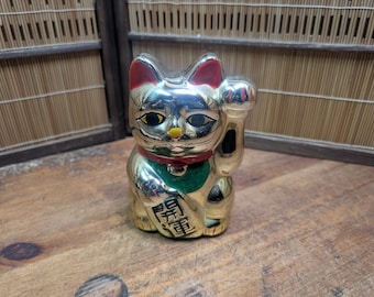 招き猫　貯金箱　ヴィンテージ ヴィンテージの招き猫貯金箱 – 幸運の猫の置物、1970年代 - Etsy 日本