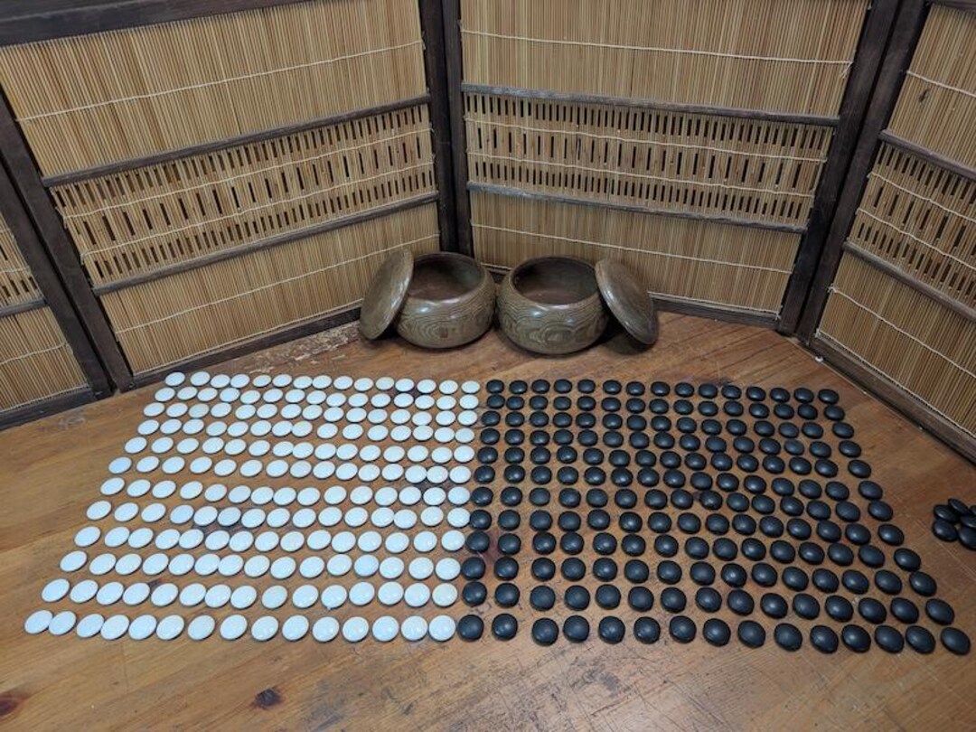 1980s Japanese Go Stones Set • 180 White Glass/resin & 180 Black Natchi ...