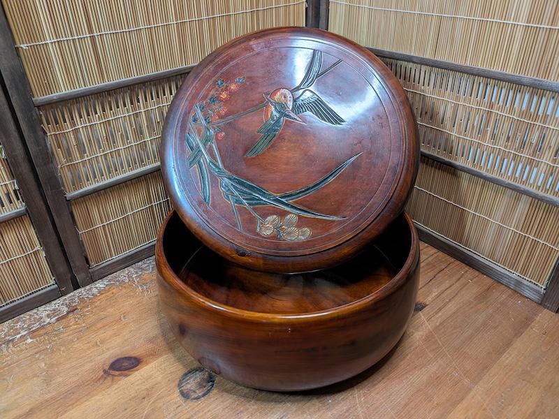 速くおよび自由な Japanese Rare Extremely Vintage Hand • Box Wood Sakura 1960s 小物入れ