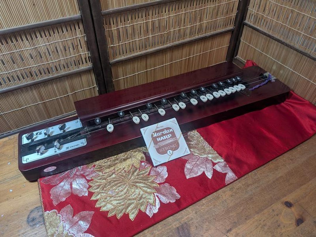 Vintage Suzuki Taisho Koto 1980s – Japanese String Instrument w