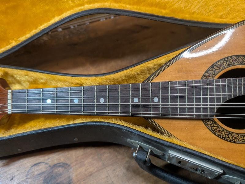 Vintage Suzuki M-215 Mandolin 1970s Japan With Original Hard Case