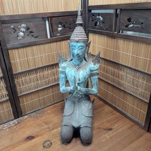 Seltene Vergoldete Bronze Thai Theppanom Statue | 54 cm Groß, 10kg | Buddhistische Skulptur aus Japan Gov Auktion | Antike thailändische Kunst C131