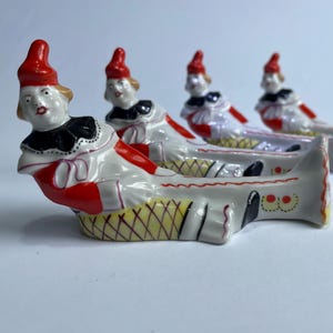 Set of 4 Vintage Porcelain Clown Figurine Cutlery Holders – USSR, Baranovka - Table setting