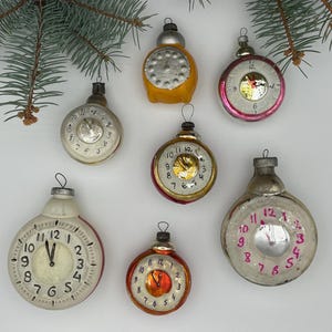 Vintage Sovjet-klokornament, glazen wekker, kerstboomversiering USSR