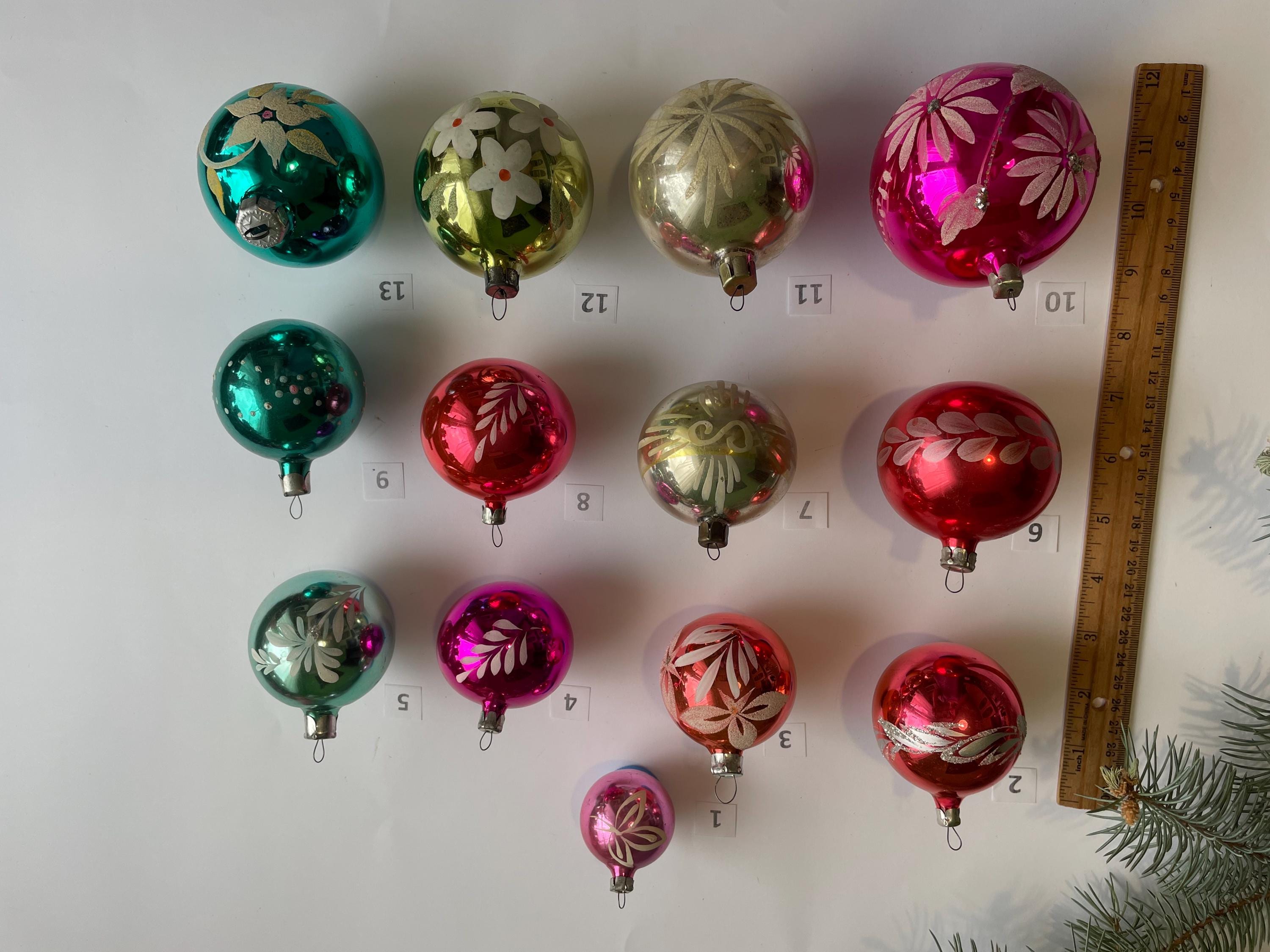 ヴィンテージガラスクリスマスオーナメントボール - ソビエト新年