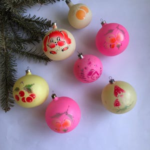 Vintage glass ornament Ball - Retro Christmas tree decoration