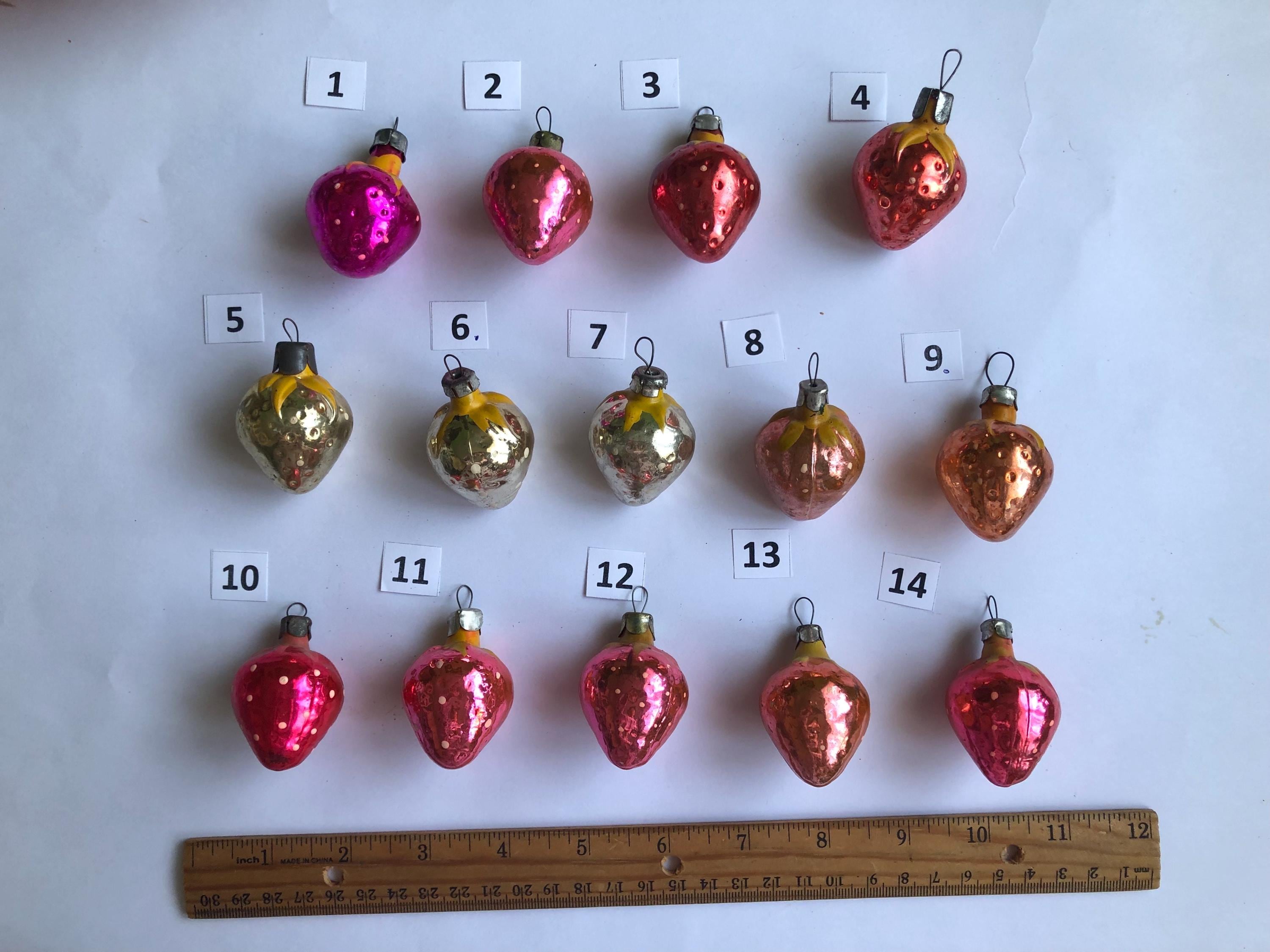 ヴィンテージガラスのイチゴオーナメント – ソビエトクリスマスツリー