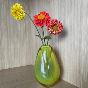 Vintage Yellow Glass Vase: Retro Home Decor