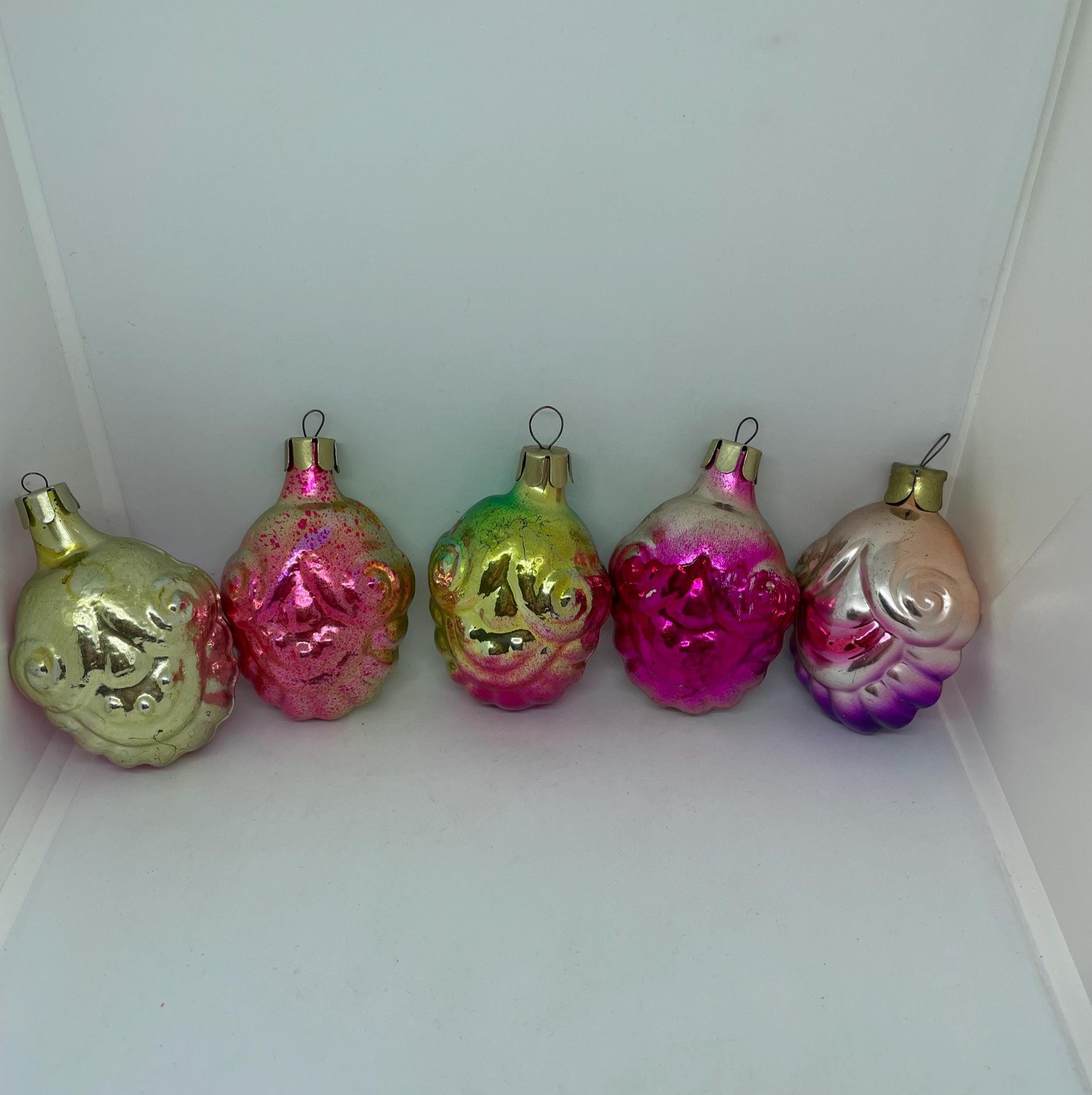 ヴィンテージクリスマスオーナメント - ソビエトガラス製ニューイヤー