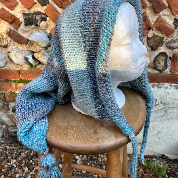 Knitted Pixie Hood