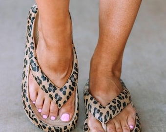 Leopard Print Thick Sole Flip Flops