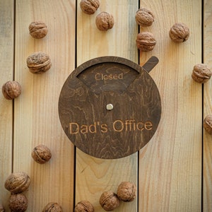 Custom Dads Office Door Sign, Work From Home, In Meeting Door Hanger, Privacy Work Rotating Status, Please Knock, Do Not Disturb Sign