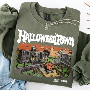 Halloweentown Est 1998 Sweatshirt, Halloweentown University, Retro Halloweentown Sweatshirt, Fall Sweatshirt, Halloween Sweatshirt Hoodie