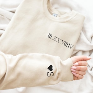 Personalized Roman Numeral With Initial Heart, Custom Matching Couple Roman Numeral Sweatshirt, Minimal Sweatshirt,Mother&#39;s Day Gift