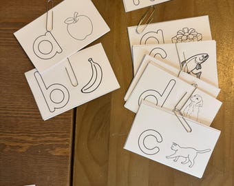 Mini książeczka Montessori Rainbow z małymi literami (3" x 5")