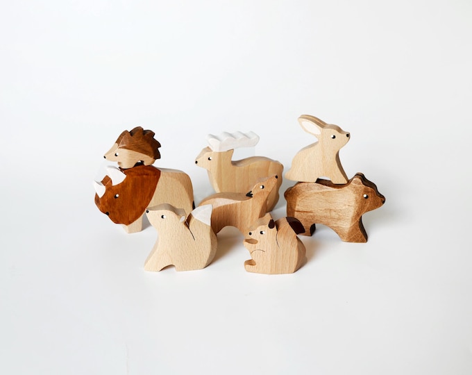 Handmade Wooden Forest Animal Toy Set: Oak Figurines