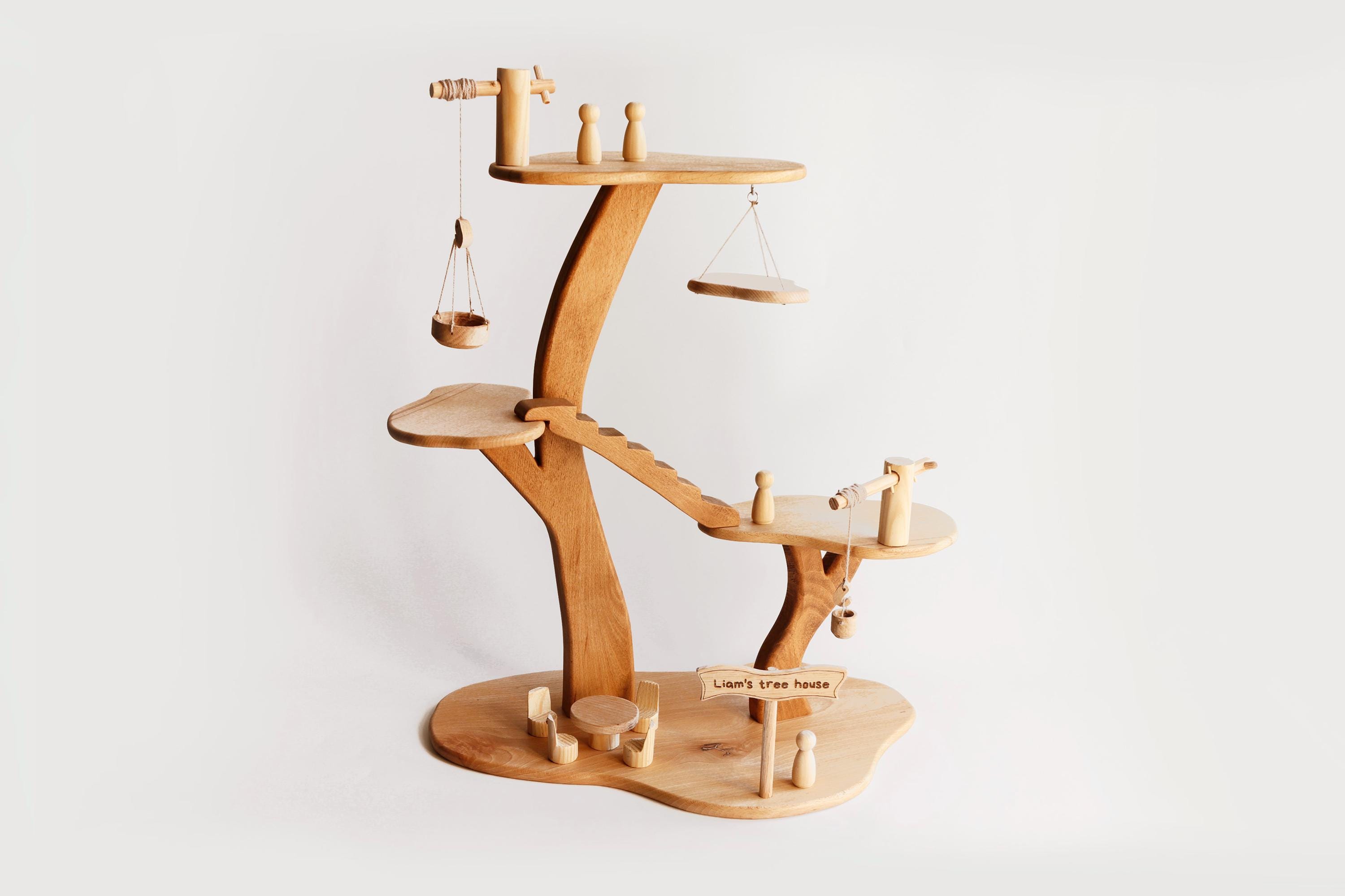 Handgemachtes hölzernes Baumhaus Puppenhaus: Montessori Kinder Spielset