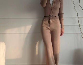 Beiges zweiteiliges Strick-Loungewear-Set, Strickanzug, Loungewear-Set für Damen, warmer, kuscheliger Strickanzug