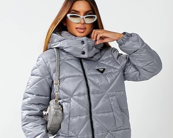 Veste puffer surdimensionnée élégante pour femmes, manteau puffer d’hiver chaud matelassé, puffer à capuche décontracté, couleurs multiples, veste en duvet pour femmes grises