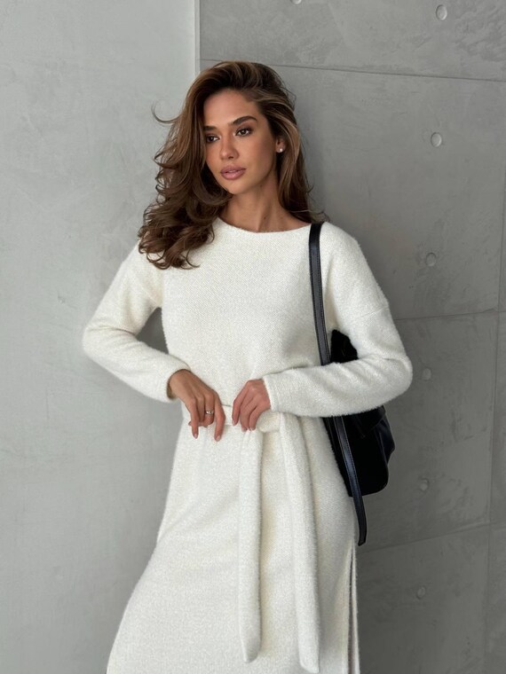 strapless a line hoco dress KissProm Sparkly Puffy Long Sleeves Medium/15-15.5 Neck/34-35 Sleeve Size:16 (36/37) Delicate pearl embellishments enhance