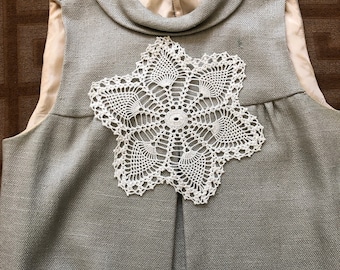 Antique Lace Star Shape Sewing Trim / Add to a Dress / Hand Crochet Lace / Upcycle Vintage Lace