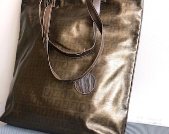 Vintage 1970s 80s FENDI Metallic Logo Leather Shoulder Tote Bag / Antique Gold All Season Classic Laptop Case Travel Tote / Fendi Roma 1980s