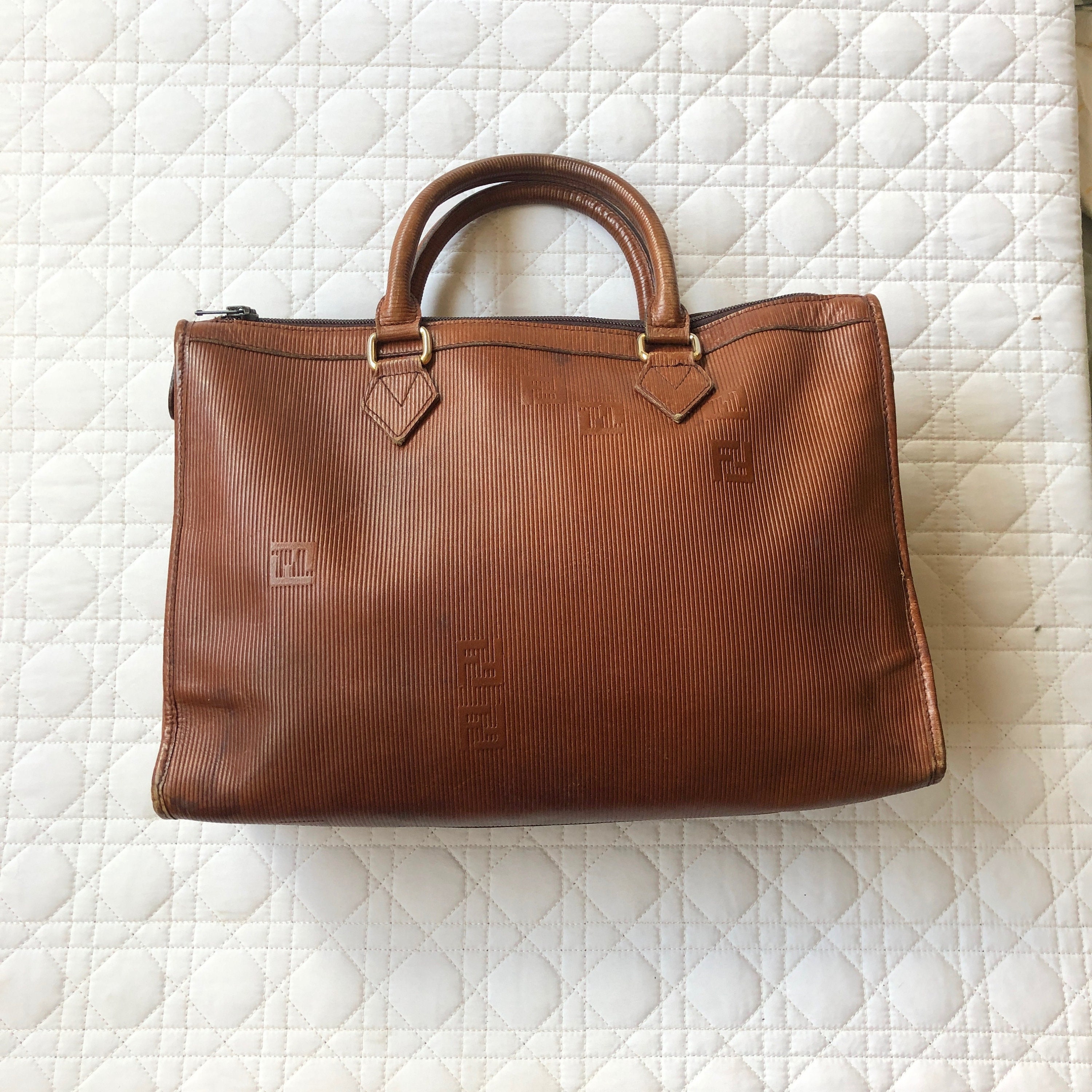 Louis Vuitton Smooth Fawn/ Burnt Orange Epi Leather Speedy 25