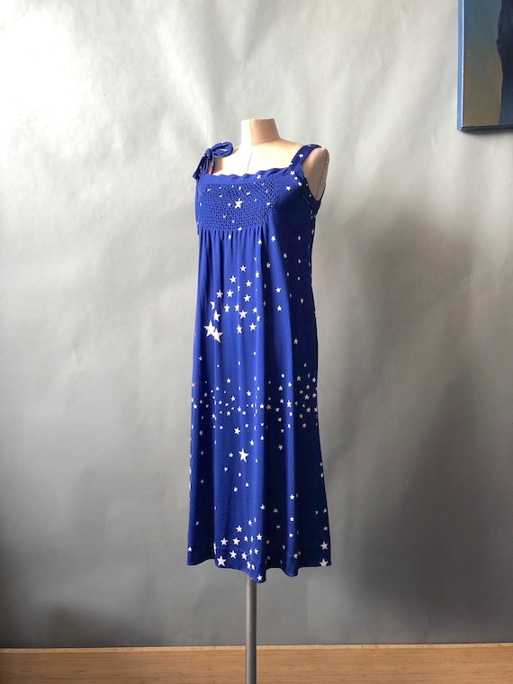 Vintage 1970s Hanae Mori Blue Nylon Star Drint Su… - image 6