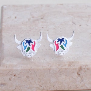 Dainty Highland Cow Stud Earrings in Sterling Silver, Cute Silver Cow Earrings, Mens & Womens Animal Earrings, Christmas Gift for Her or Him