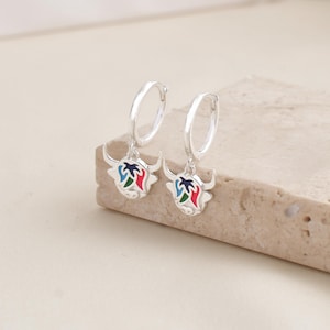 Highland Cow Huggie Hoop Earrings in Sterling Silver, Cute Highland Cow Earrings, Unisex Earrings for Men/Women, Christmas Gift for Her/Him